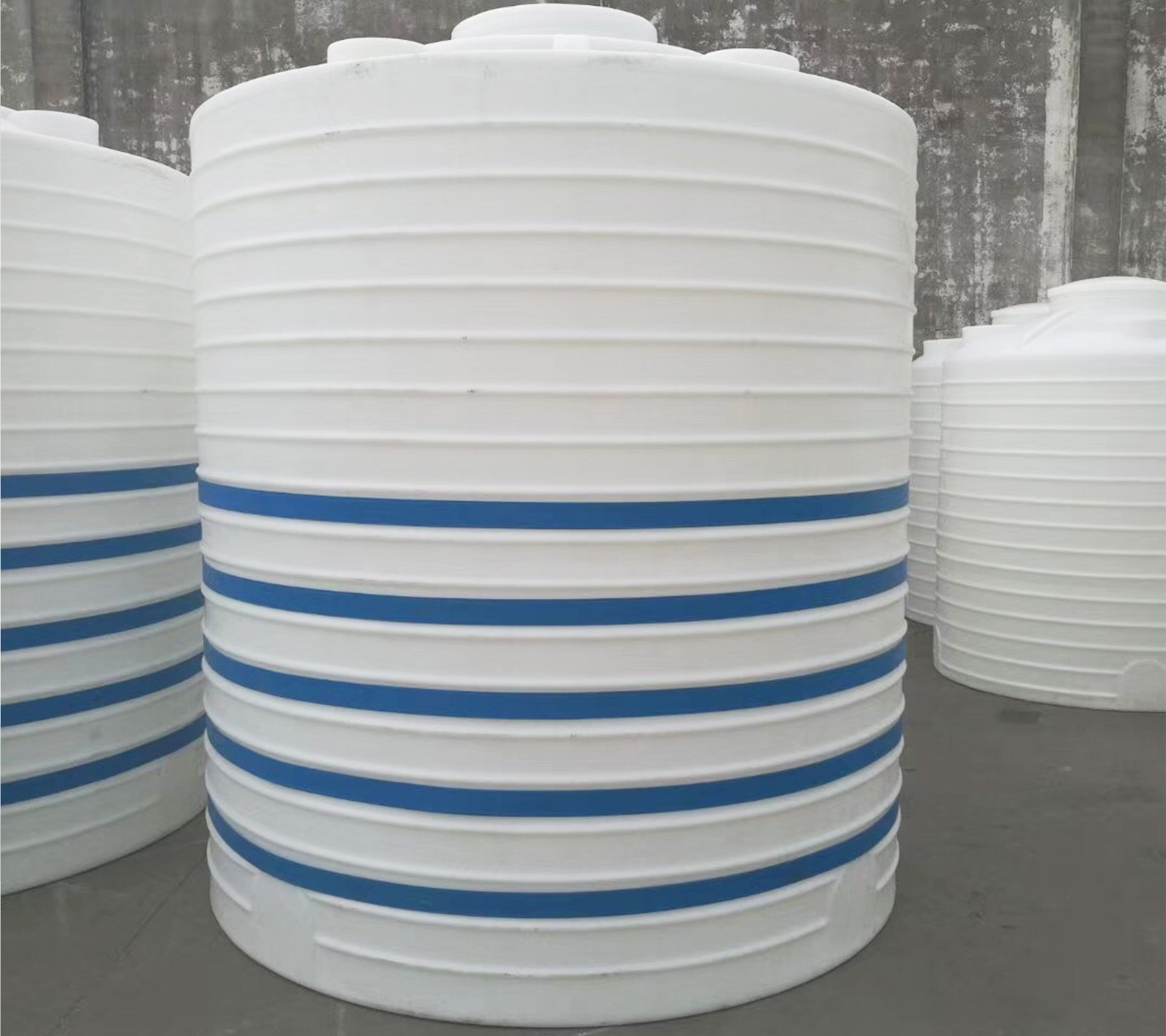 塑料儲(chǔ)罐的優(yōu)勢(shì)